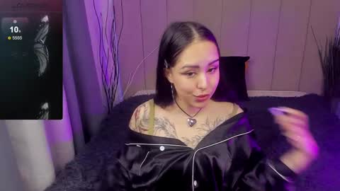 Kim online show from March 6, 7:43 pm