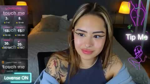 Kim online show from November 7, 8:14 am