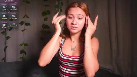 Snapshot of kim_dolls1823 chatting on January 3, 7:06 am ISABELLA 3 online show from January 3, 7:06 am