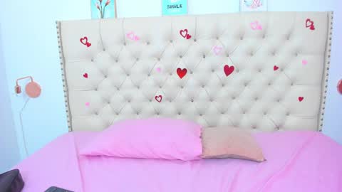 Snapshot of kim_eli chatting on February 16, 7:49 pm kim_eli online show from February 16, 7:49 pm