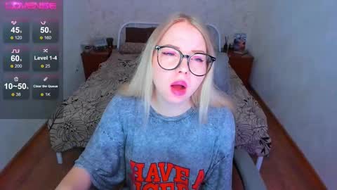 KIM online show from January 12, 8:08 am