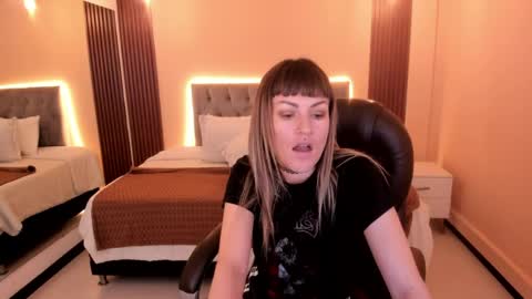 Kim Jeins666 online show from May 20, 7:20 pm