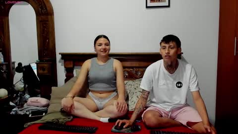 kim_jero online show from February 19, 11:57 pm