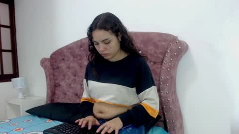 Snapshot of kim_lennon chatting on January 31, 11:56 am K I M online show from January 31, 11:56 am