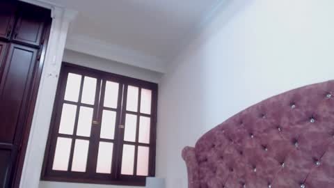 Snapshot of kim_lennon chatting on February 6, 3:20 pm K I M online show from February 6, 3:20 pm