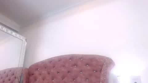 Snapshot of kim_lennon chatting on March 3, 12:05 pm K I M online show from March 3, 12:05 pm
