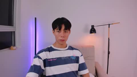 Snapshot of kim_lian2 chatting on February 24, 10:35 am Kim Lian online show from February 24, 10:35 am