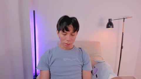 Snapshot of kim_lian2 chatting on February 25, 3:21 pm Kim Lian online show from February 25, 3:21 pm