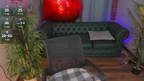Snapshot of kim_lyn chatting on February 26, 8:59 am KIM online show from February 26, 8:59 am