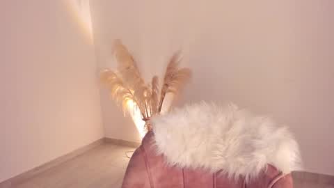 Kim Murphy online show from October 22, 1:22 pm