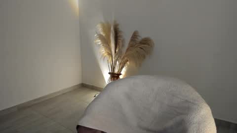 Kim Murphy online show from October 28, 1:14 pm