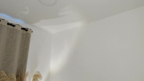 Kim Murphy online show from April 7, 11:43 am