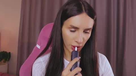 Kim Oberlin online show from November 7, 11:32 am