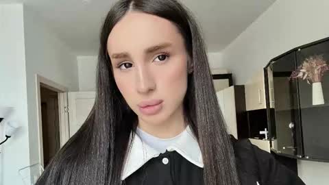 Kim Oberlin online show from February 25, 10:58 am