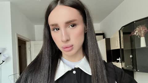 Kim Oberlin online show from April 2, 12:14 pm