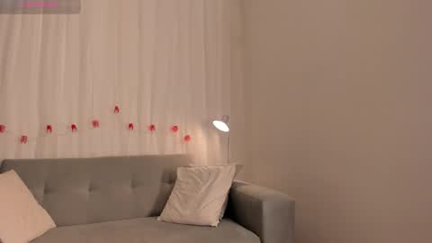 Kim online show from January 10, 2:19 pm