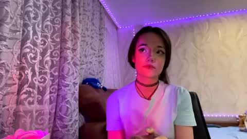 Amelia online show from May 6, 10:09 am
