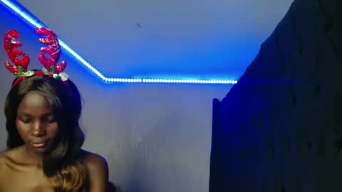 Snapshot of kimberly_chloe chatting on March 4, 4:13 pm Kimberly online show from March 4, 4:13 pm