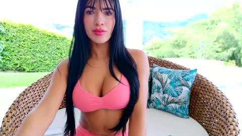 Melissa online show from January 11, 2:44 pm