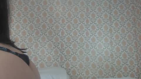 Snapshot of kimberly_perez__ chatting on January 17, 12:20 am Kimberly online show from January 17, 12:20 am