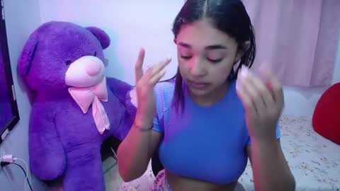 Snapshot of kimberly_slim chatting on September 24, 11:35 am Kim online show from September 24, 11:35 am