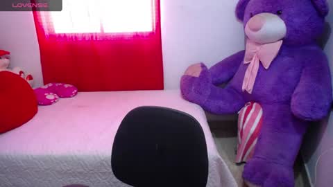 Snapshot of kimberly_slim chatting on July 6, 3:03 pm Kim online show from July 6, 3:03 pm