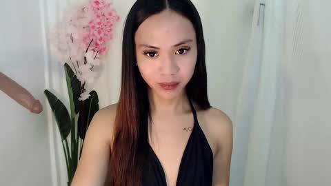 Kimberly online show from May 17, 10:50 pm