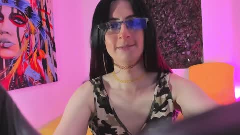 kimberly_thonson online show from February 5, 8:25 pm