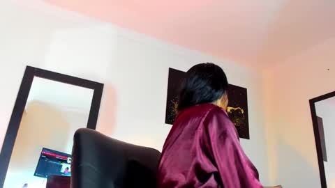 Kimberly Banks online show from February 21, 10:27 am