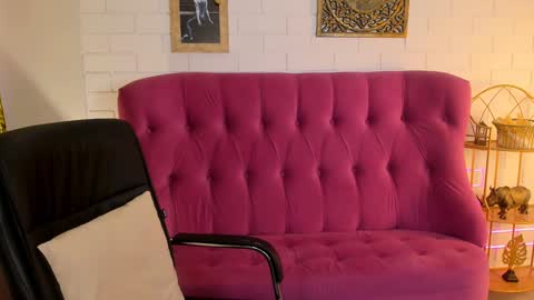 Snapshot of kimberlymaran chatting on January 14, 12:03 pm The one that you wont be able to forget online show from January 14, 12:03 pm