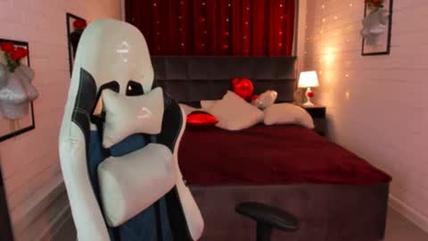 Snapshot of kimberlymaran chatting on March 4, 12:22 pm The one that you wont be able to forget online show from March 4, 12:22 pm