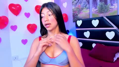 Kimberly Villalobos online show from February 15, 11:39 am