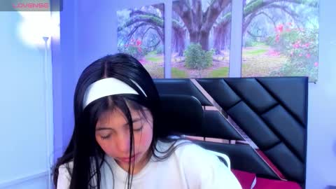 Kimberly Villalobos online show from September 9, 11:32 am