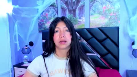 Kimberly Villalobos online show from October 20, 11:32 am