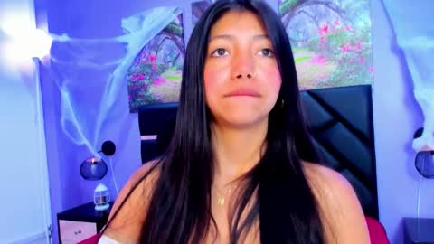 Kimberly Villalobos online show from October 25, 11:40 am