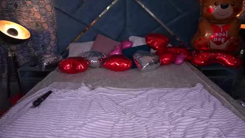 Snapshot of kimberlyworld chatting on February 11, 5:18 pm Kim online show from February 11, 5:18 pm