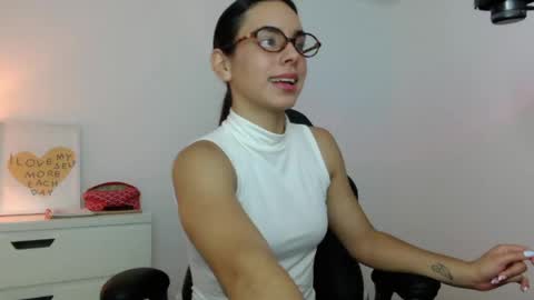 CAMI online show from May 15, 11:12 pm