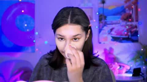 kimclarks online show from November 13, 12:26 pm