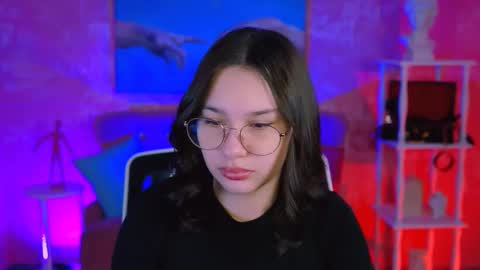 kimclarks online show from November 15, 10:12 am