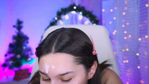 kimclarks online show from December 15, 1:15 pm