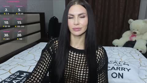 KIm online show from December 11, 4:20 pm