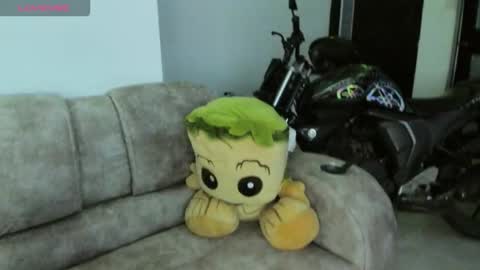 Snapshot of kimerico_04 chatting on October 23, 2:44 am ISAAC online show from October 23, 2:44 am