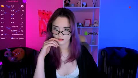 kimi_glow online show from September 20, 7:04 pm