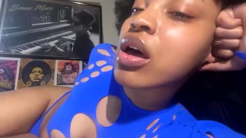 Kimi online show from February 11, 4:02 pm