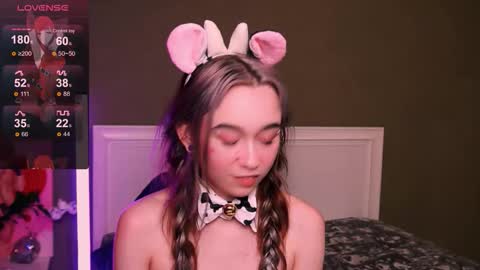 Kimiko online show from November 10, 6:40 pm