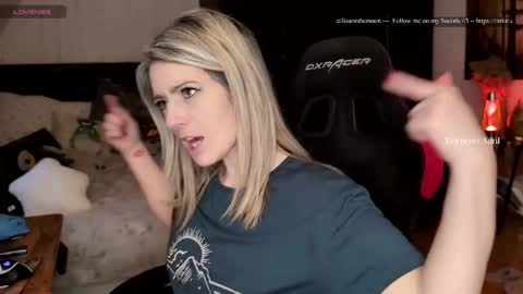 Wolfs Girl online show from April 9, 3:06 pm