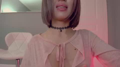 Kiki  online show from February 12, 5:05 am