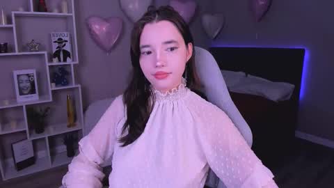 Snapshot of kimm_wong chatting on March 3, 2:28 am kimm wong online show from March 3, 2:28 am