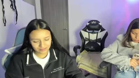 kimmi online show from November 10, 11:15 pm