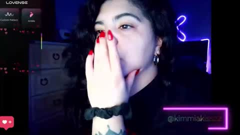 Kimmi online show from February 12, 2:50 am